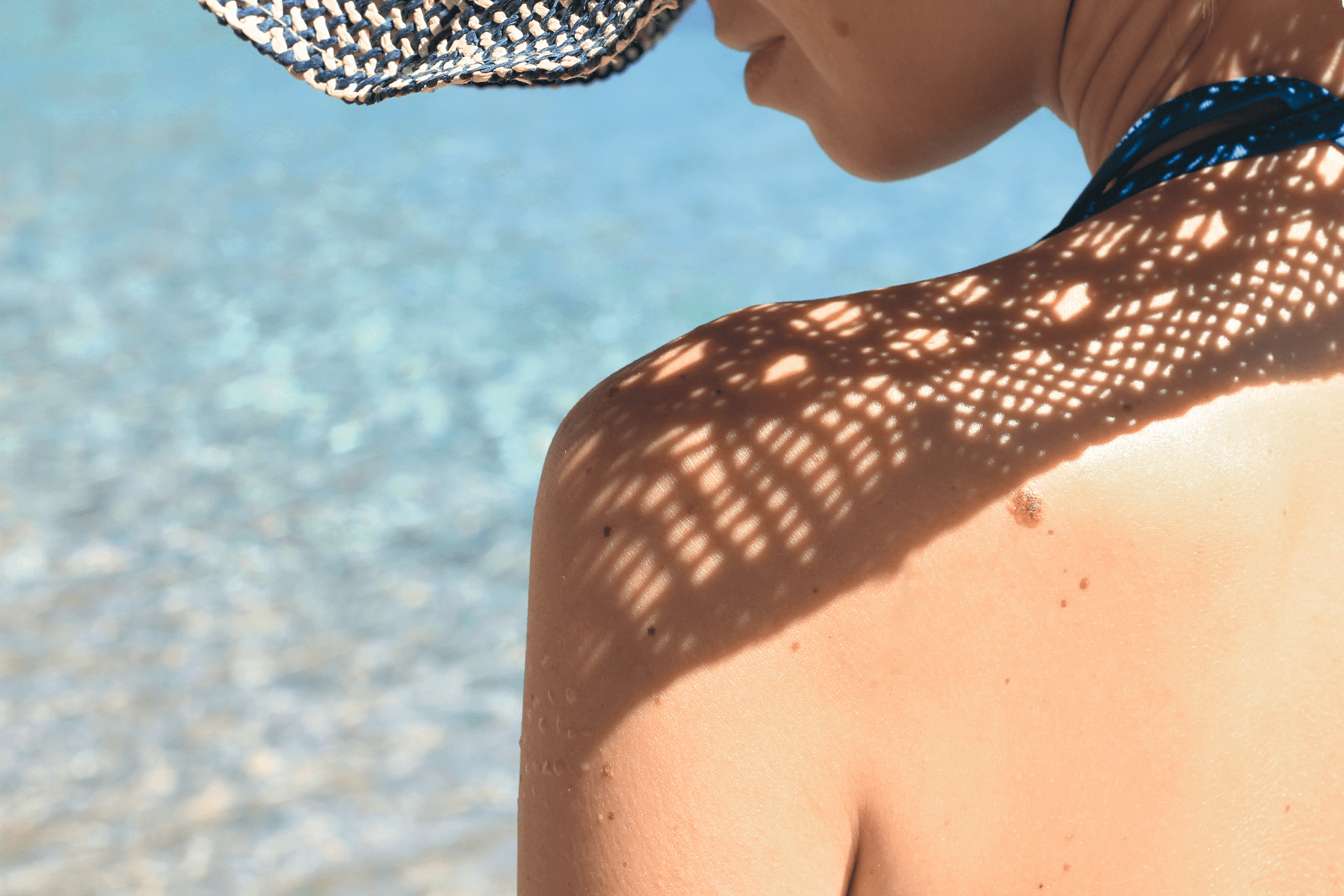 ad_solar_shadows_woman_png